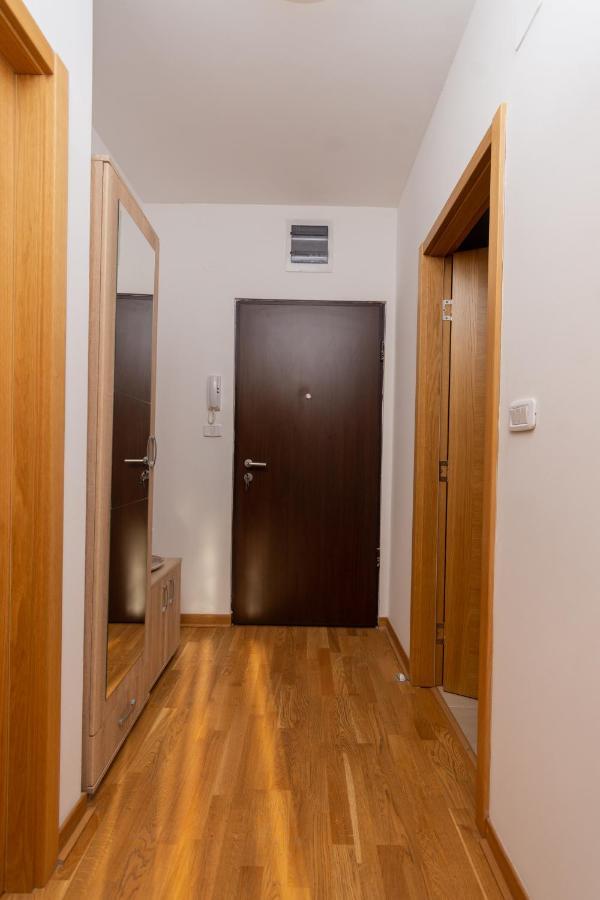 City Compass Apartment 2 Podgorica Exterior foto